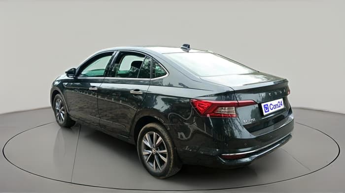 2022 Skoda SLAVIA STYLE 1.0L TSI MT, Petrol, Manual, 39,934 km, exterior