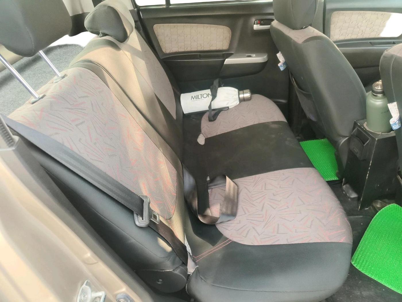 2013 Maruti Wagon R 1.0 VXI, Petrol, Manual, 40,359 km, interior