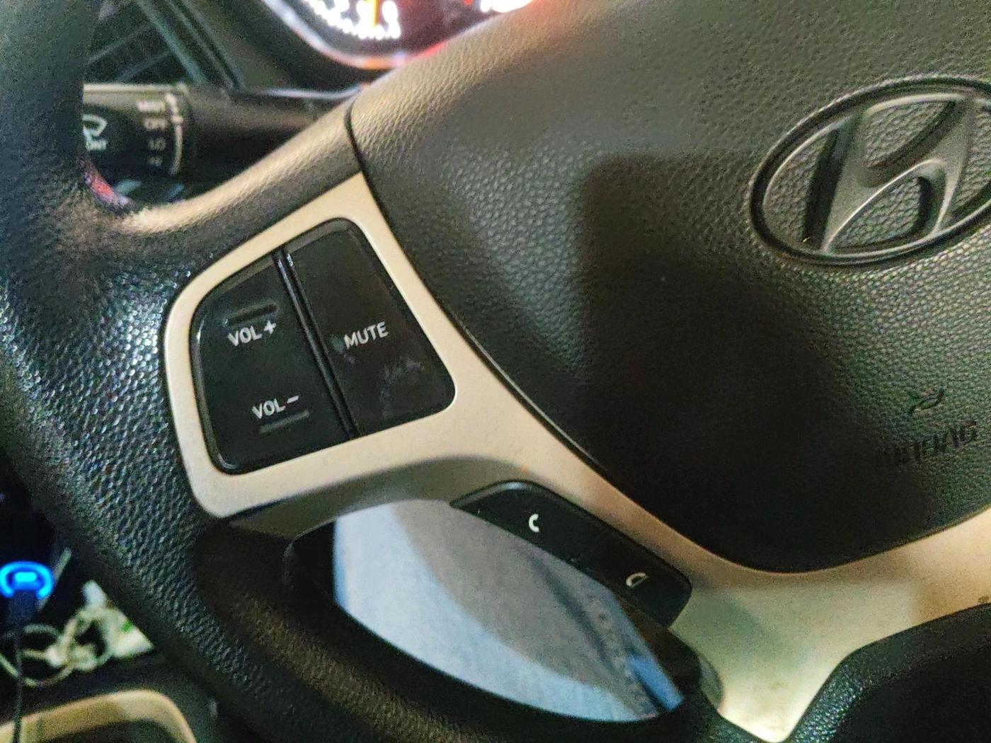 2021 Hyundai NEW SANTRO SPORTZ EXECUTIVE MT CNG, CNG, Manual, 2,17,444 km, interior