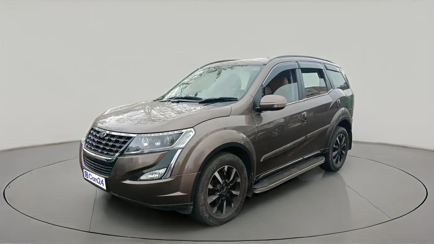 2019 Mahindra XUV500 W11 AT, Diesel, Automatic, 60,700 km, exterior