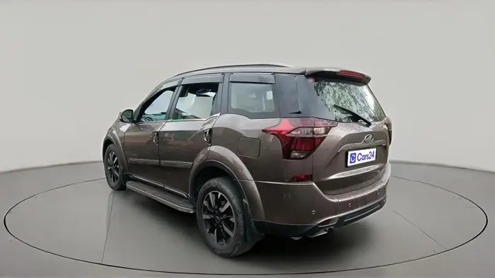 2019 Mahindra XUV500 W11 AT, Diesel, Automatic, 60,700 km, exterior