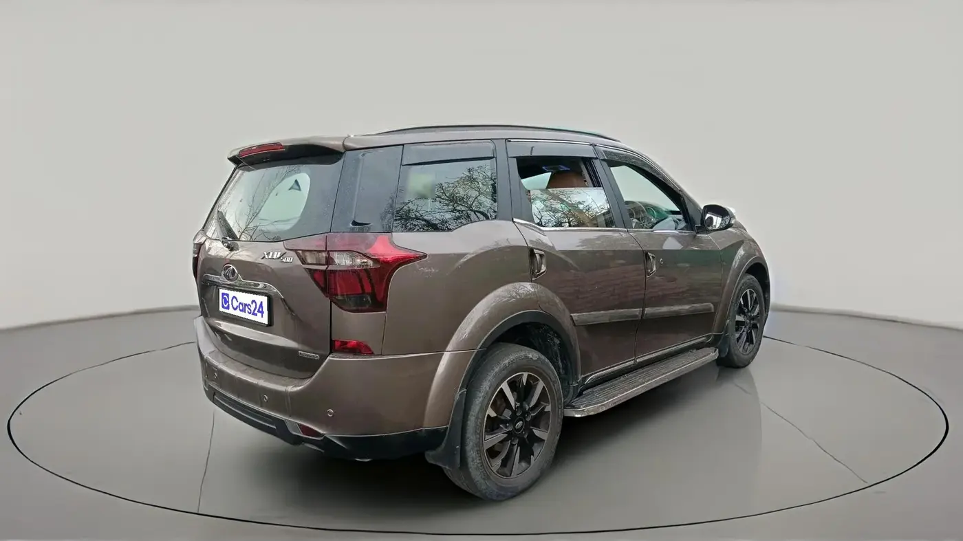 2019 Mahindra XUV500 W11 AT, Diesel, Automatic, 60,700 km, exterior