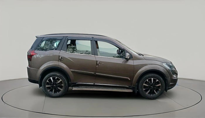 2019 Mahindra XUV500 W11 AT, Diesel, Automatic, 60,500 km, exterior