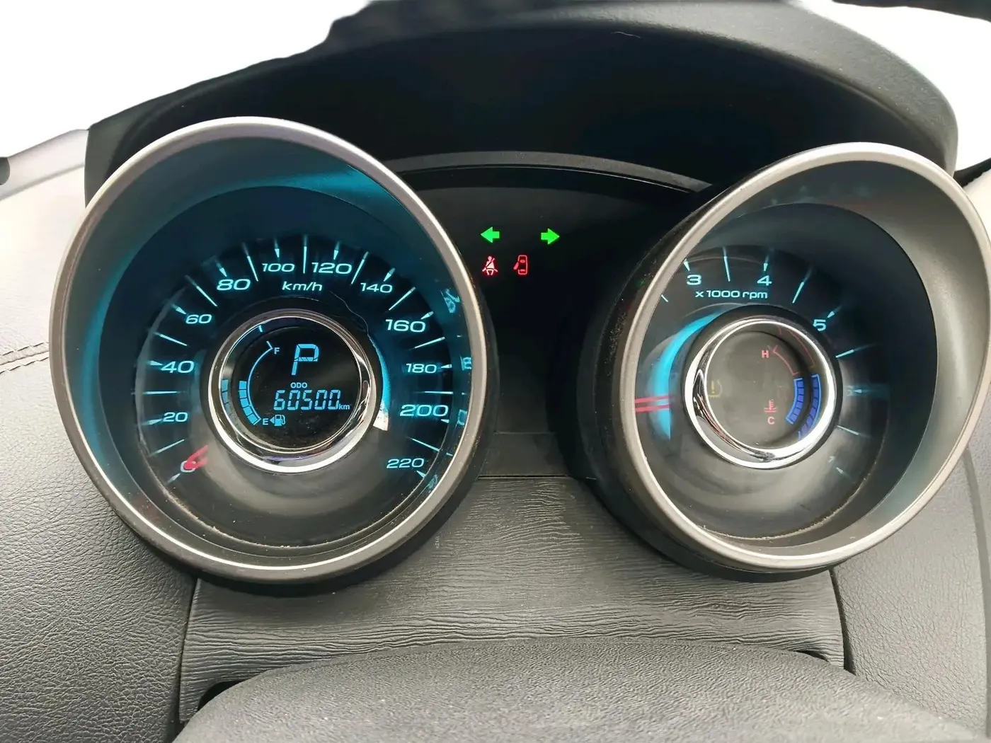 2019 Mahindra XUV500 W11 AT, Diesel, Automatic, 60,700 km, interior