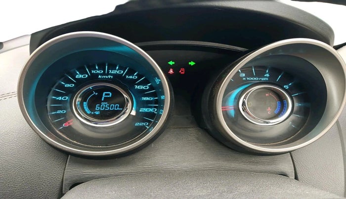 2019 Mahindra XUV500 W11 AT, Diesel, Automatic, 60,500 km, interior