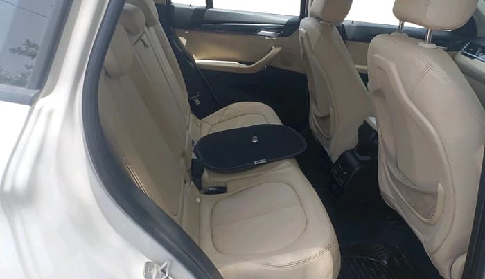 2016 BMW X1 SDRIVE 20D, Diesel, Automatic, 96,737 km, interior