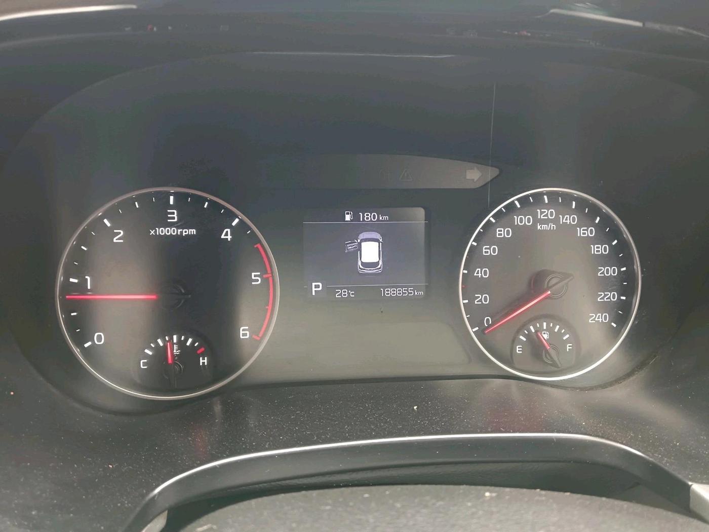 2019 KIA SELTOS HTK PLUS AT 1.5 DIESEL, Diesel, Automatic, 1,88,855 km, interior
