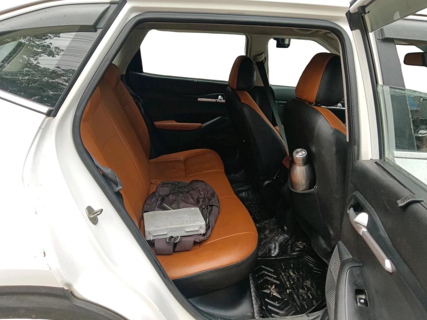 2019 KIA SELTOS HTK PLUS AT 1.5 DIESEL, Diesel, Automatic, 1,88,855 km, interior