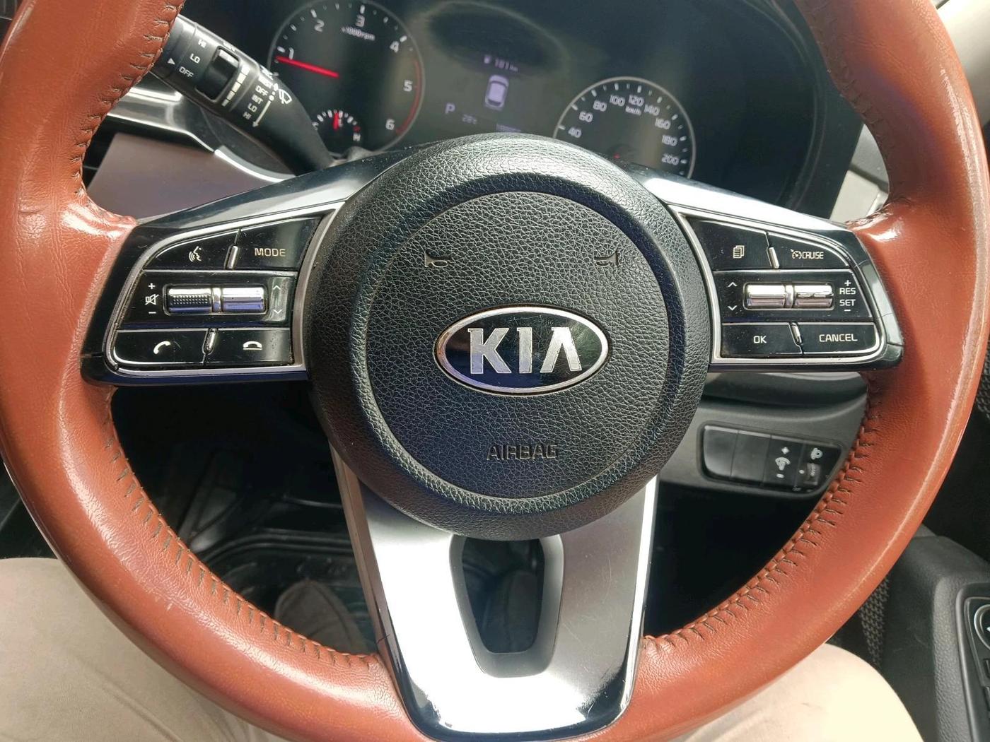 2019 KIA SELTOS HTK PLUS AT 1.5 DIESEL, Diesel, Automatic, 1,88,855 km, interior