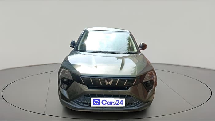 2024 Mahindra XUV 3XO MX2 Pro 1.2 L TCMPFI AT, Petrol, Automatic, 21,643 km, exterior