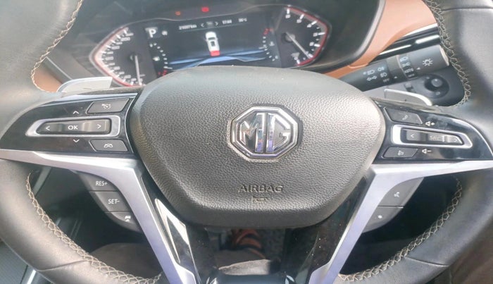 2022 MG GLOSTER SAVVY 2.0 TURBO 6 STR 2WD, Diesel, Automatic, 21,697 km, interior