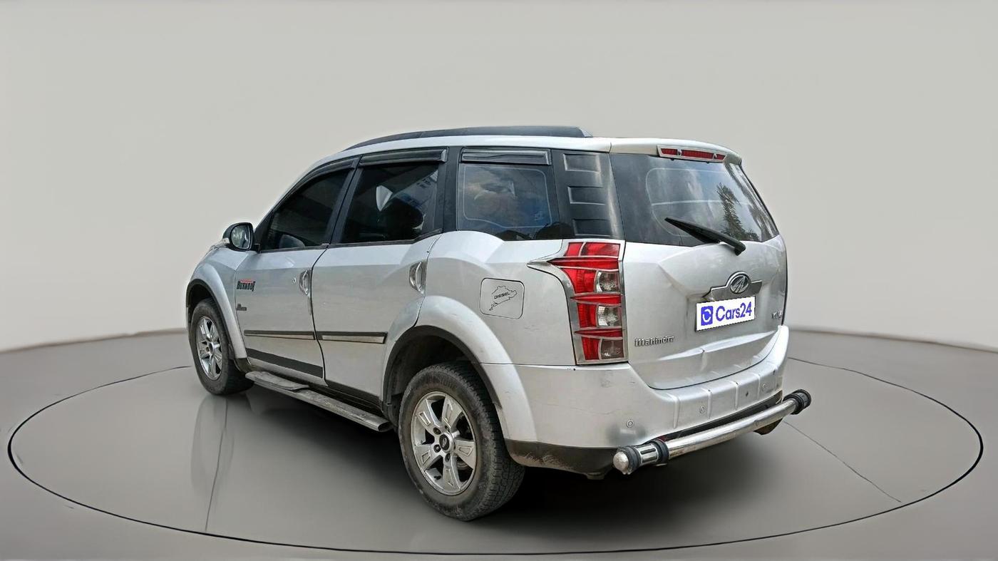 2013 Mahindra XUV500 W8, Diesel, Manual, 1,02,213 km, exterior