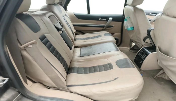 2013 Tata Safari Storme 2.2 EX 4X2, Diesel, Manual, 89,874 km, interior