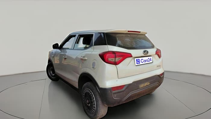2021 Mahindra XUV300 W4 1.5 DIESEL, Diesel, Manual, 42,264 km, exterior