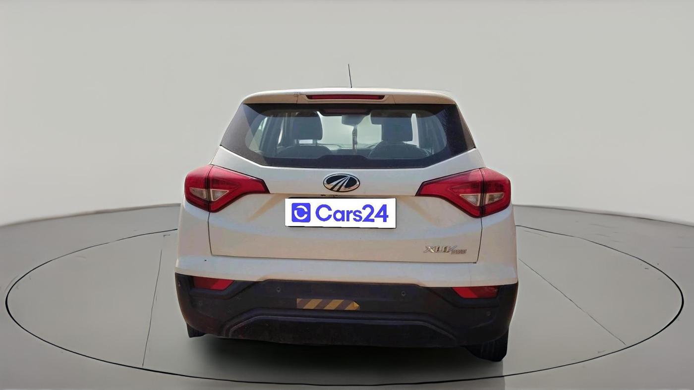 2021 Mahindra XUV300 W4 1.5 DIESEL, Diesel, Manual, 42,264 km, exterior