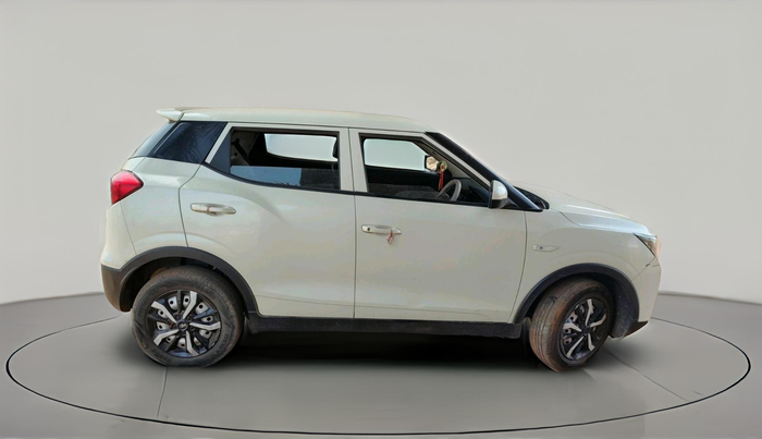 2021 Mahindra XUV300 W4 1.5 DIESEL, Diesel, Manual, 42,264 km, exterior