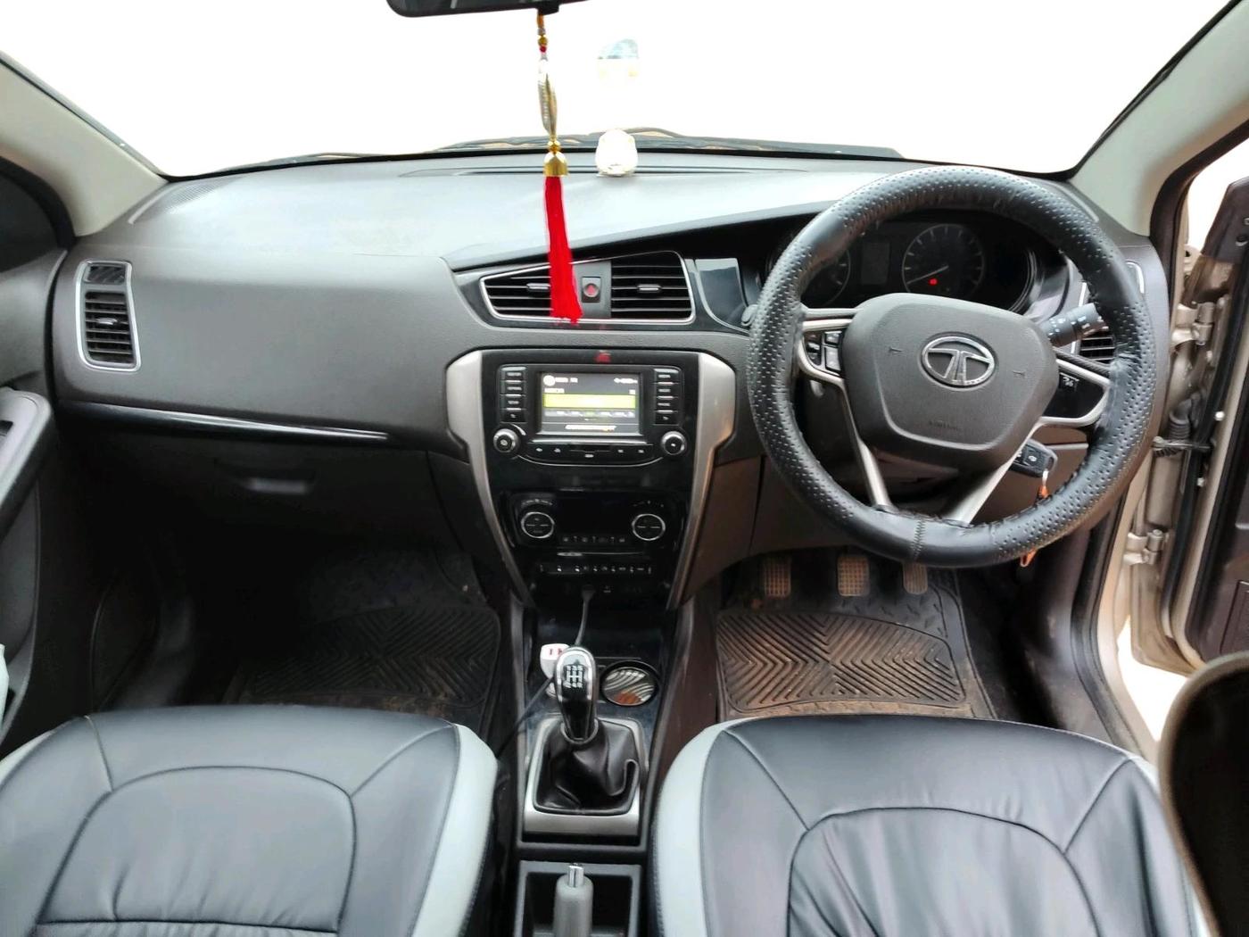 2015 Tata Bolt XT REVOTRON, Petrol, Manual, 42,109 km, interior