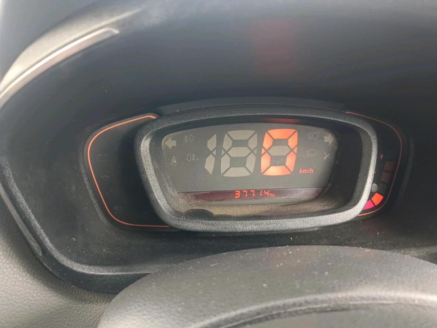 2016 Renault Kwid RXL, Petrol, Manual, 37,714 km, interior