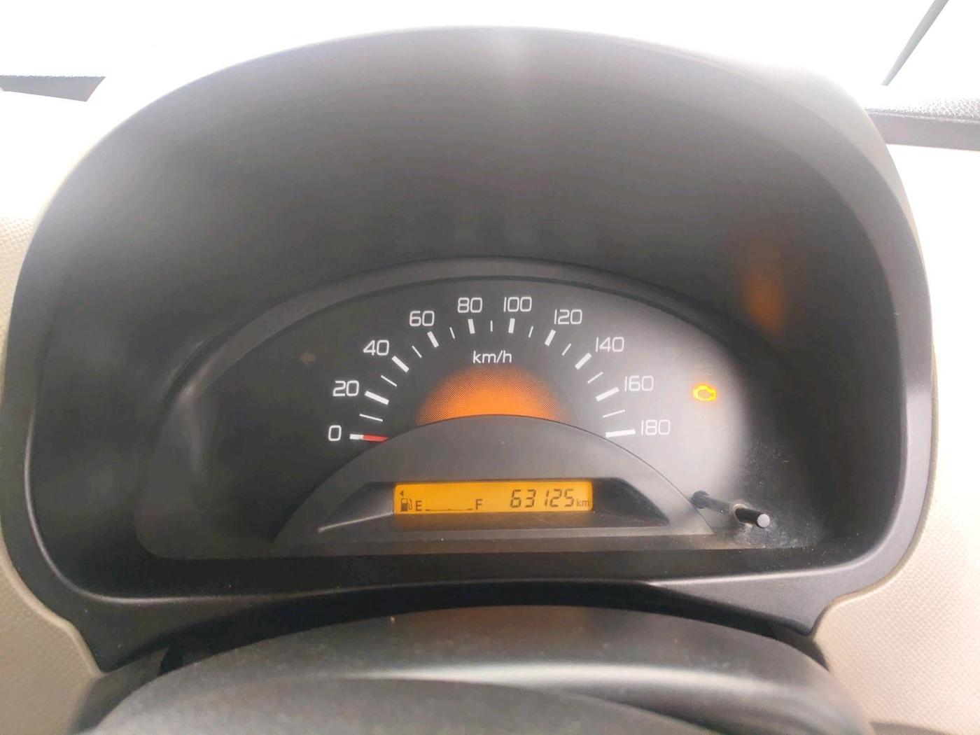 2017 Maruti Wagon R 1.0 LXI, CNG, Manual, 63,125 km, interior