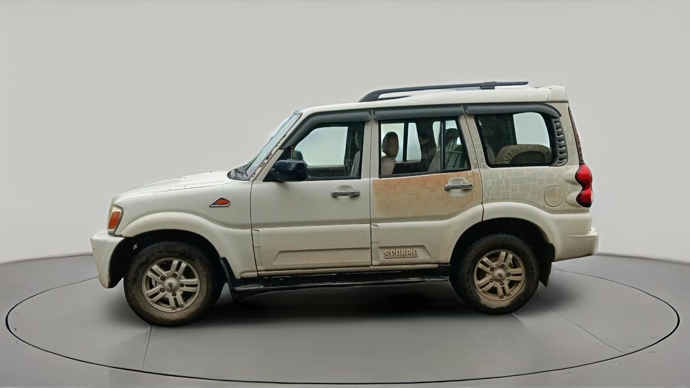 2014 Mahindra Scorpio VLX 2WD BS-III, Diesel, Manual, 1,99,396 km, exterior
