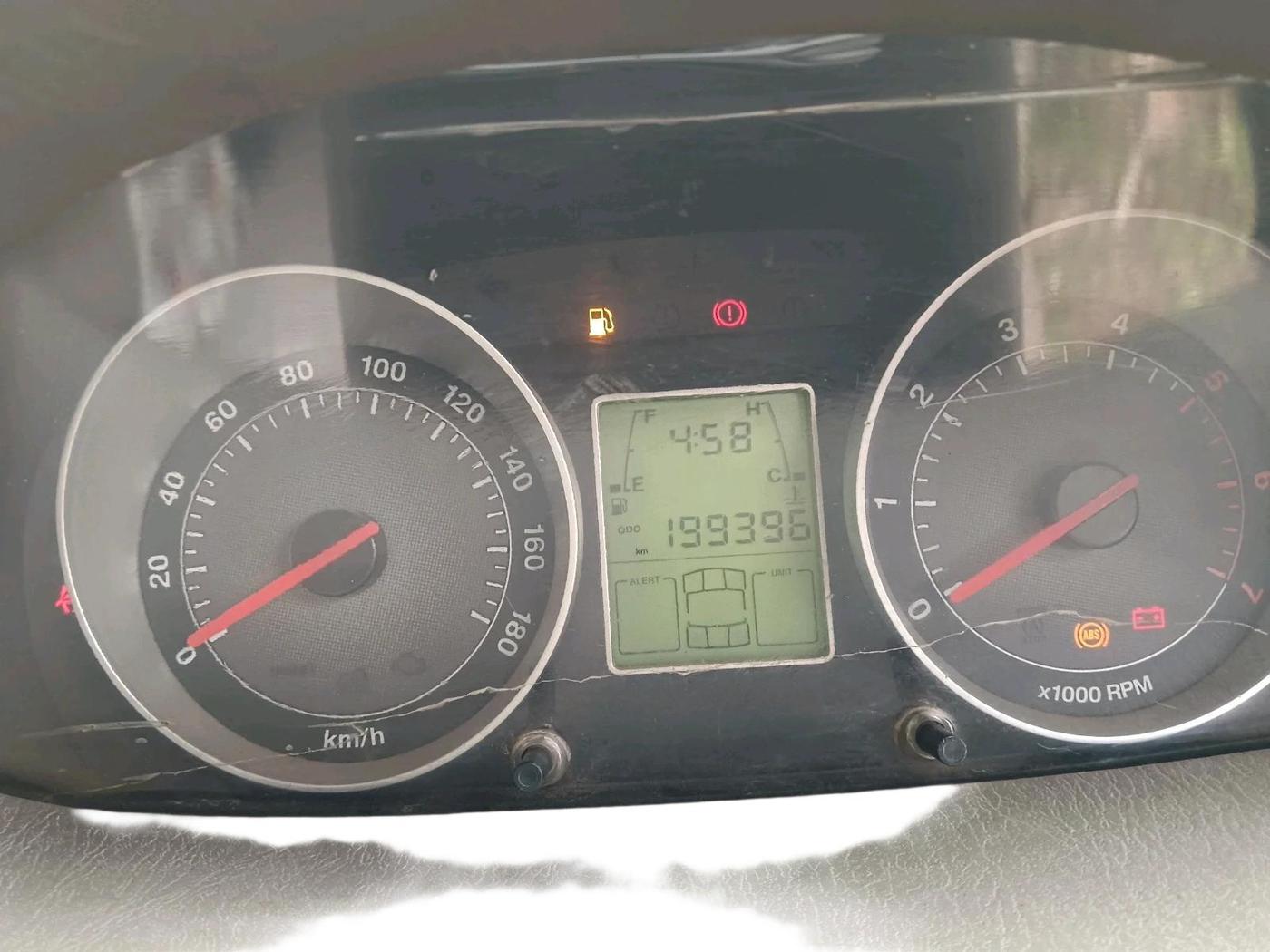 2014 Mahindra Scorpio VLX 2WD BS-III, Diesel, Manual, 1,99,396 km, interior