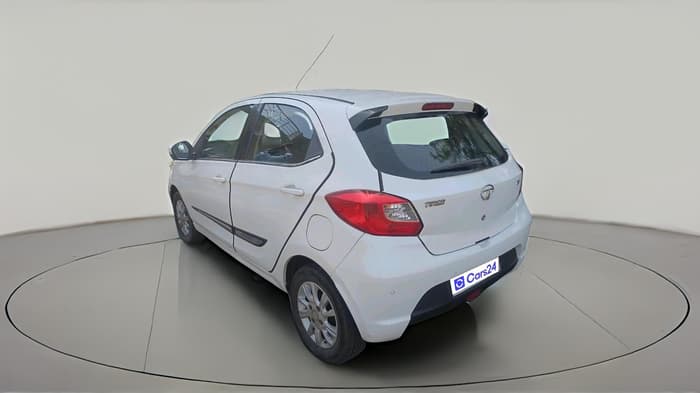 2017 Tata Tiago XZ PETROL, Petrol, Manual, 95,477 km, exterior