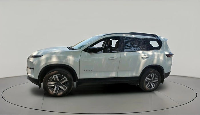 2025 Tata Safari ADVENTURE PLUS AT, Diesel, Automatic, 14,935 km, exterior