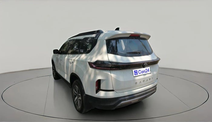 2025 Tata Safari ADVENTURE PLUS AT, Diesel, Automatic, 14,935 km, exterior