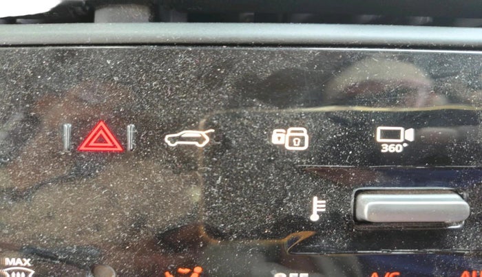 2025 Tata Safari ADVENTURE PLUS AT, Diesel, Automatic, 14,935 km, interior