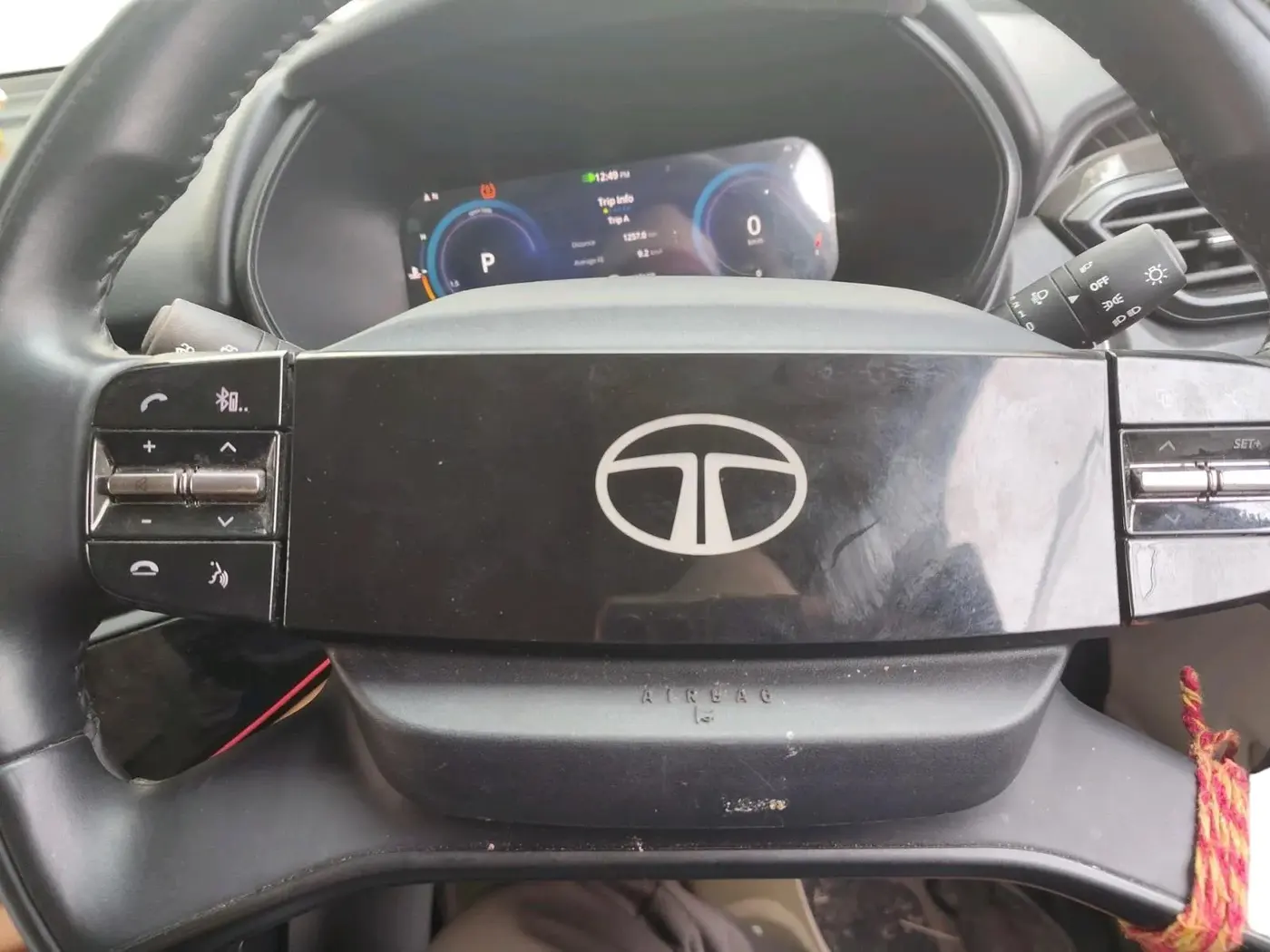 2025 Tata Safari ADVENTURE PLUS AT, Diesel, Automatic, 14,935 km, interior
