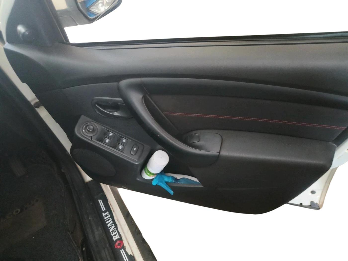 2018 Renault Duster 85 PS RXS MT DIESEL, Diesel, Manual, 2,09,950 km, interior