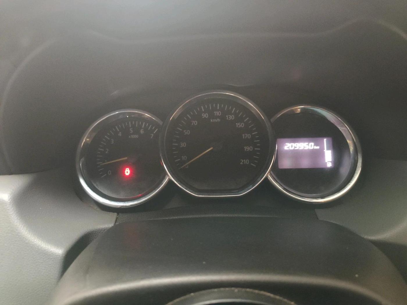 2018 Renault Duster 85 PS RXS MT DIESEL, Diesel, Manual, 2,09,950 km, interior
