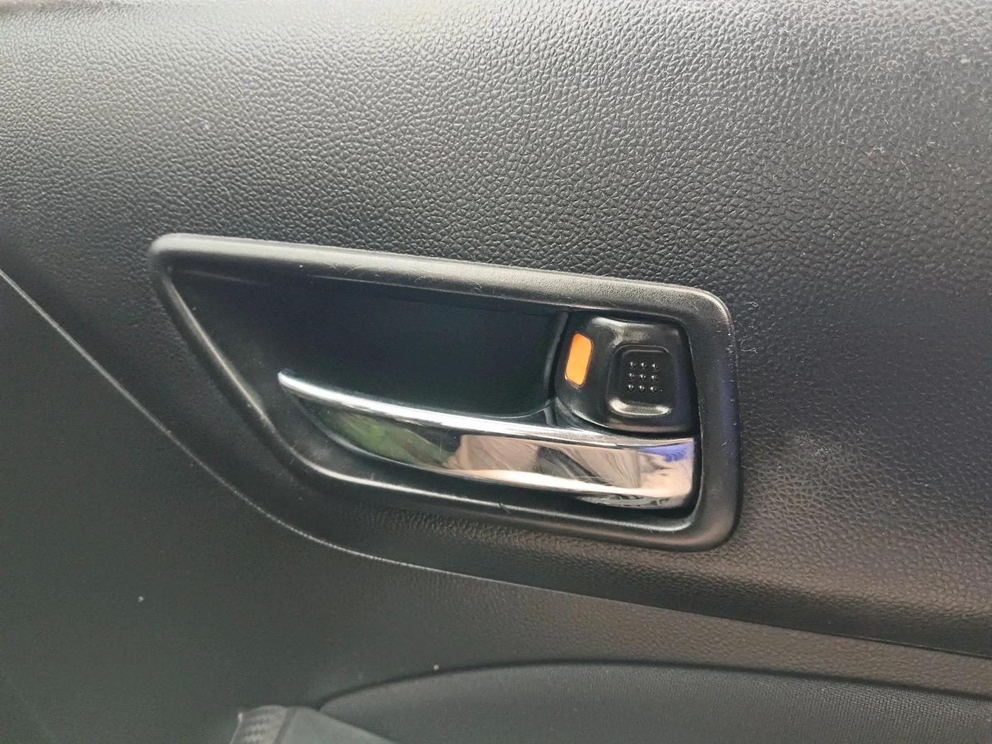 2023 Maruti Swift VXI, Petrol, Manual, 47,426 km, interior