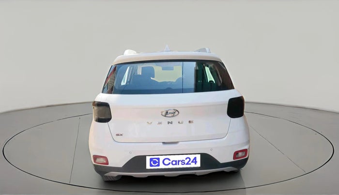 2020 Hyundai VENUE SX 1.5 CRDI, Diesel, Manual, 95,547 km, exterior