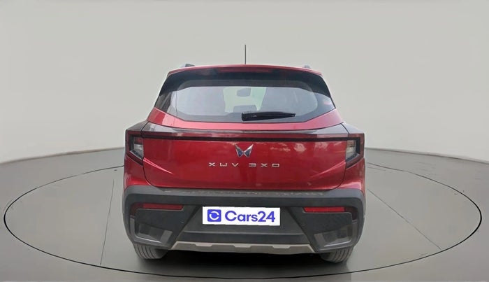 2024 Mahindra XUV 3XO AX5L 1.2 TGDi, Petrol, Manual, 35,344 km, exterior