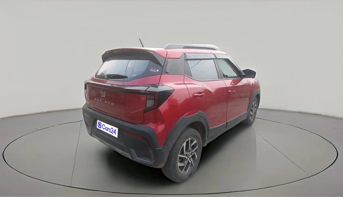 2024 Mahindra XUV 3XO AX5L 1.2 TGDi, Petrol, Manual, 35,344 km, exterior
