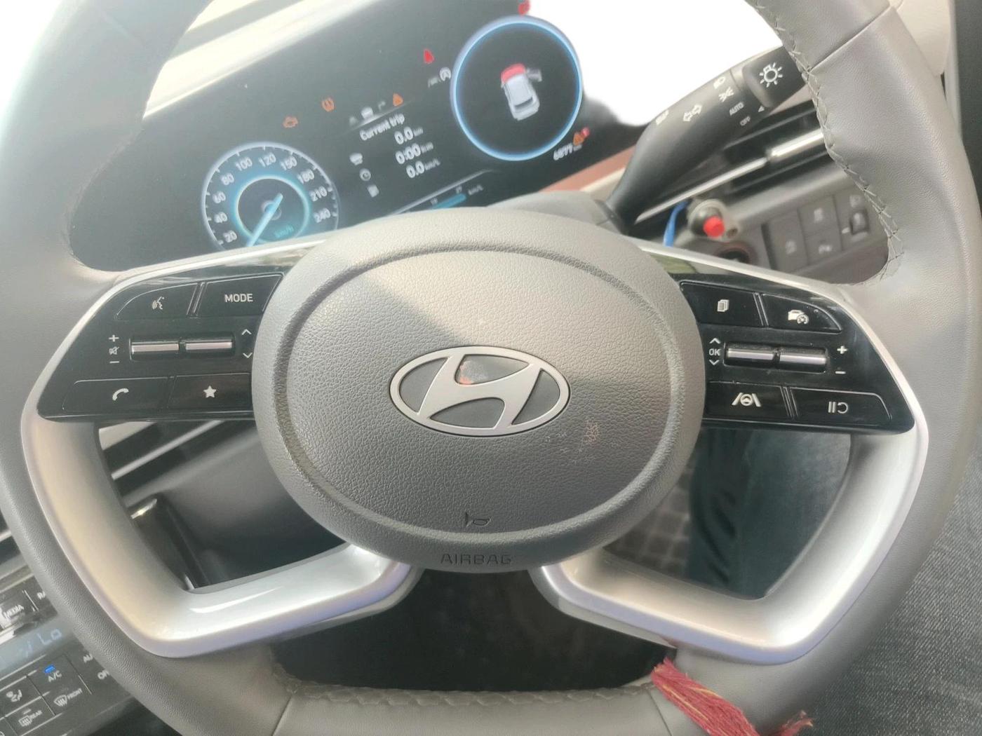 2024 Hyundai Creta SX (O) 1.5 PETROL, Petrol, Manual, 6,877 km, interior