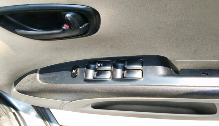 2010 Hyundai i10 MAGNA 1.2, Petrol, Manual, 70,574 km, interior