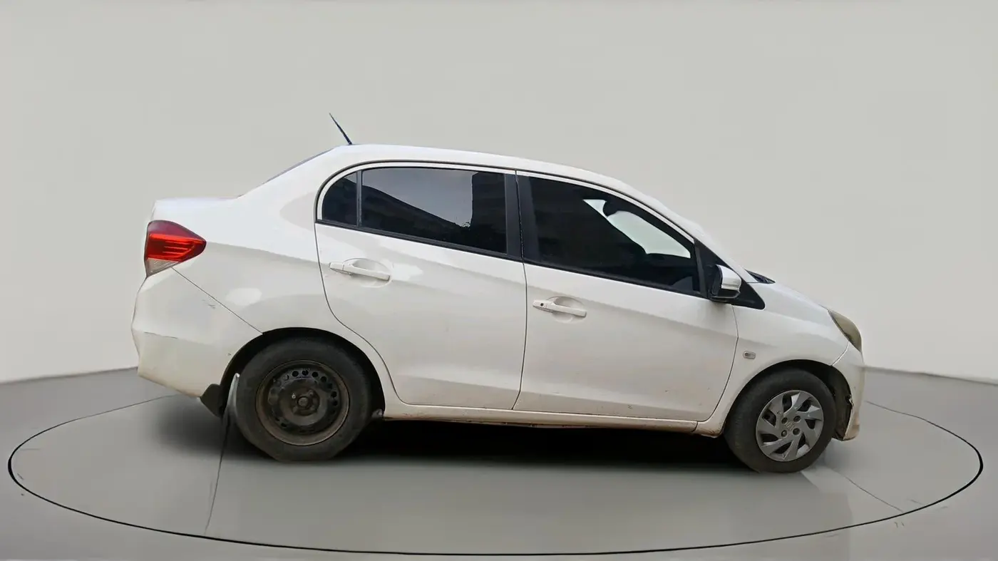 2015 Honda Amaze 1.5L I-DTEC S, Diesel, Manual, 2,33,082 km, exterior