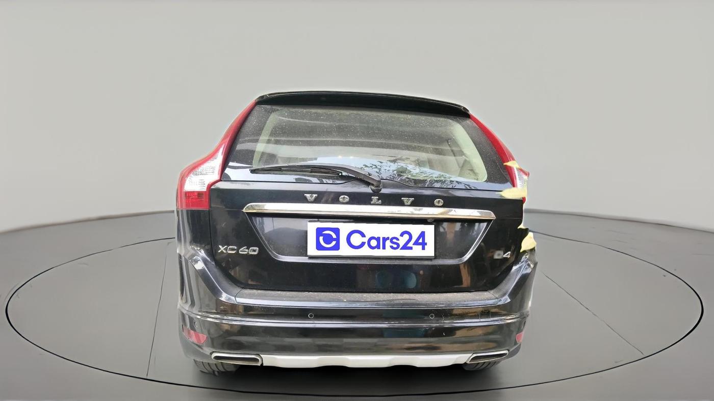 2016 Volvo XC 60 D4 Momentum, Diesel, Automatic, 2,19,069 km, exterior