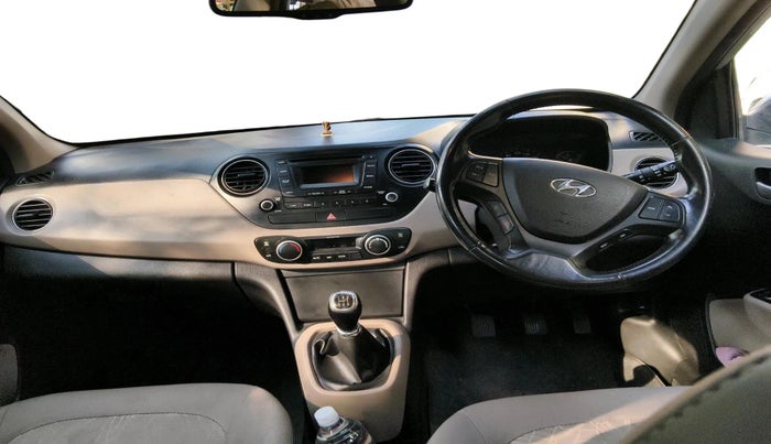 2014 Hyundai Xcent SX 1.2 (O), Petrol, Manual, 68,759 km, interior