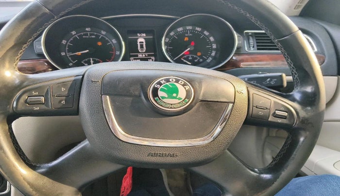 2011 Skoda Superb ELEGANCE 1.8 TSI MT, Petrol, Manual, 74,105 km, interior