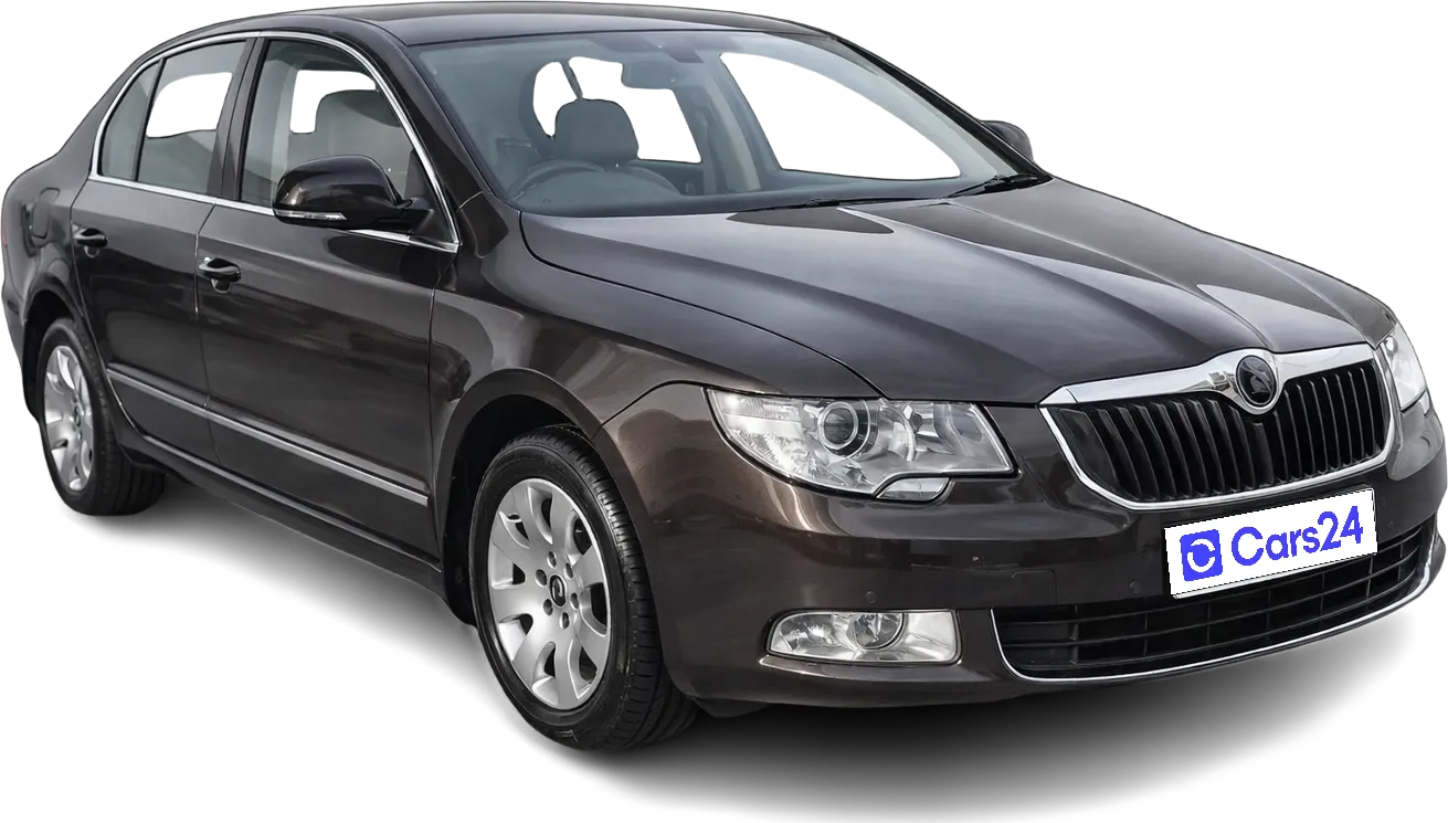 2011 Skoda Superb - Sedan - Petrol - Manual - ₹2.38 lakh