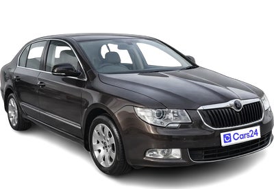 2011 Skoda Superb - Sedan - Petrol - Manual - ₹2.38 lakh