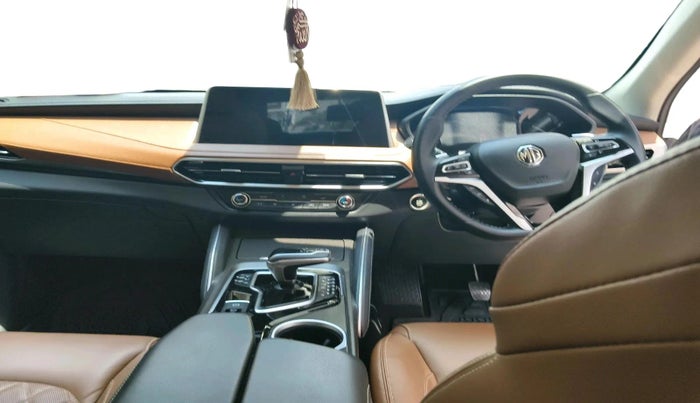 2024 MG GLOSTER SAVVY 2.0 TURBO 6 STR 2WD, Diesel, Automatic, 22,670 km, interior