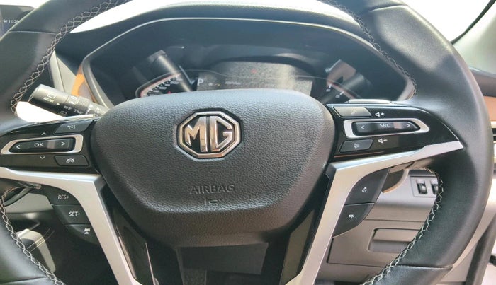 2024 MG GLOSTER SAVVY 2.0 TURBO 6 STR 2WD, Diesel, Automatic, 22,670 km, interior