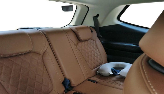 2024 MG GLOSTER SAVVY 2.0 TURBO 6 STR 2WD, Diesel, Automatic, 22,670 km, interior