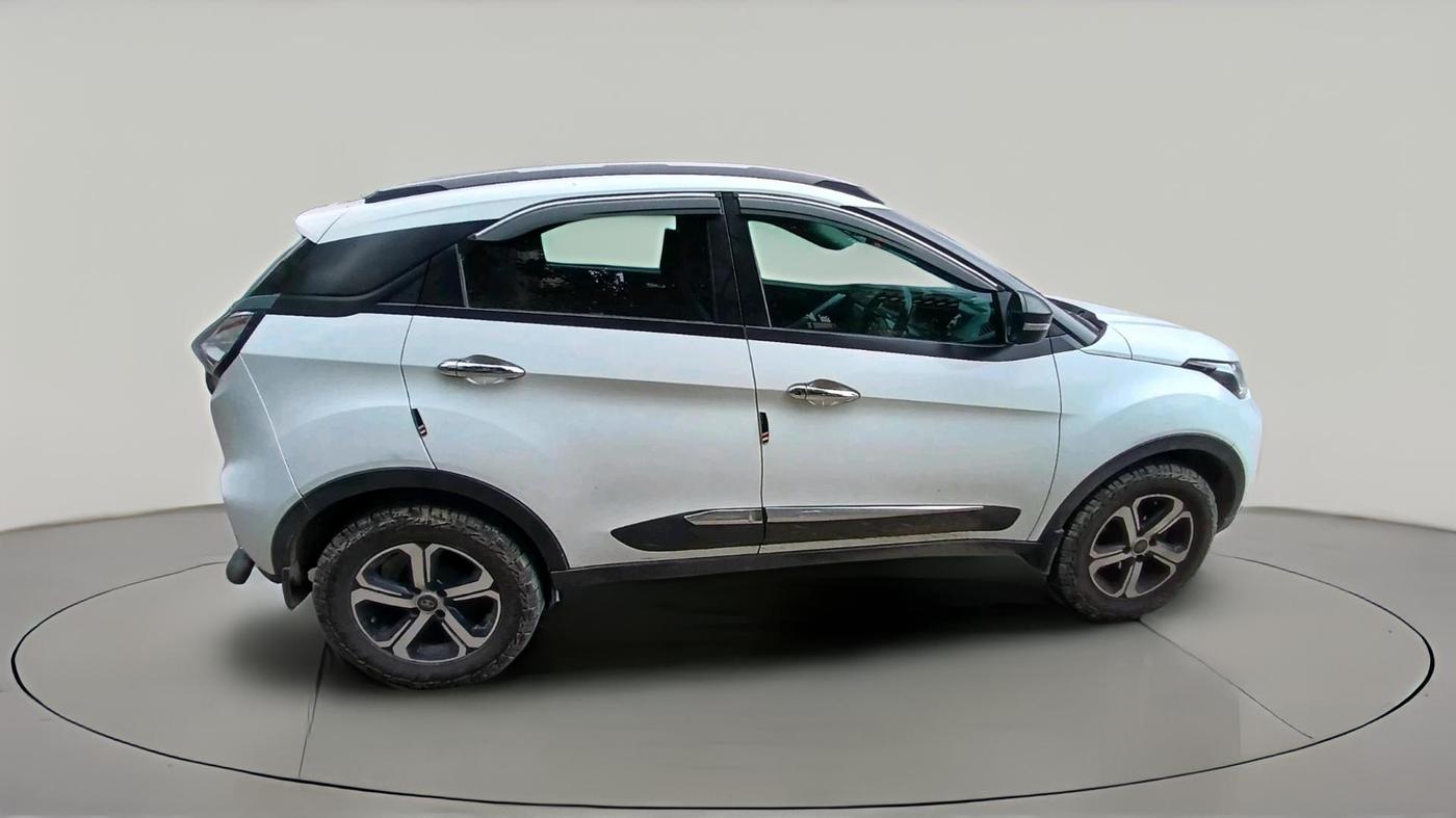 2022 Tata NEXON XM PETROL, Petrol, Manual, 98,423 km, exterior