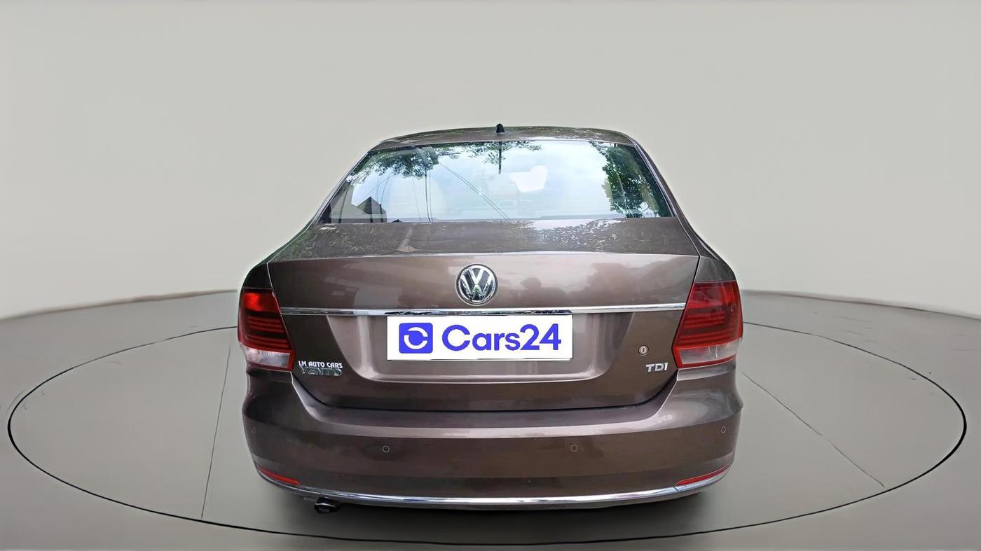 2017 Volkswagen Vento HIGHLINE PLUS 1.5 16 ALLOY, Diesel, Manual, 1,07,345 km, exterior