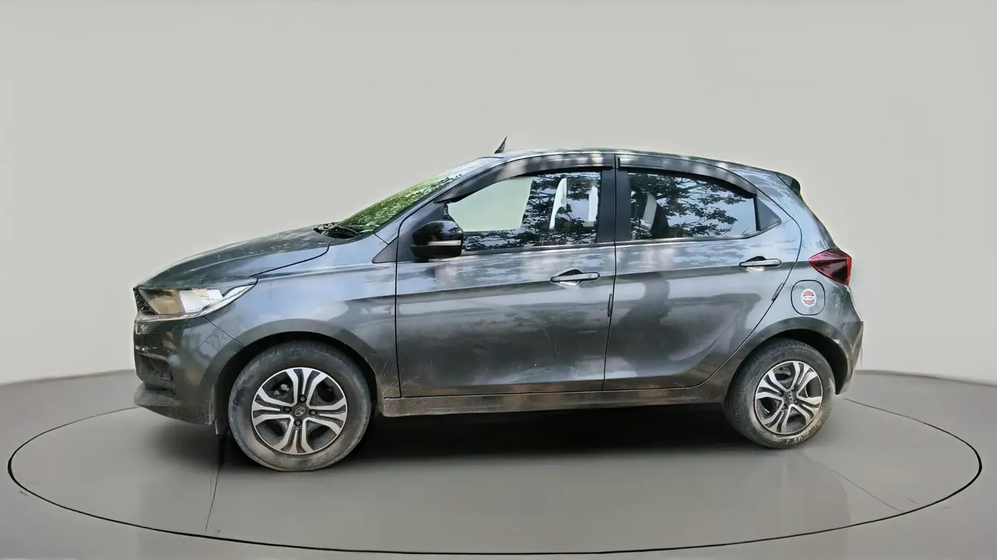 2023 Tata Tiago XT PETROL, Petrol, Manual, 12,184 km, exterior
